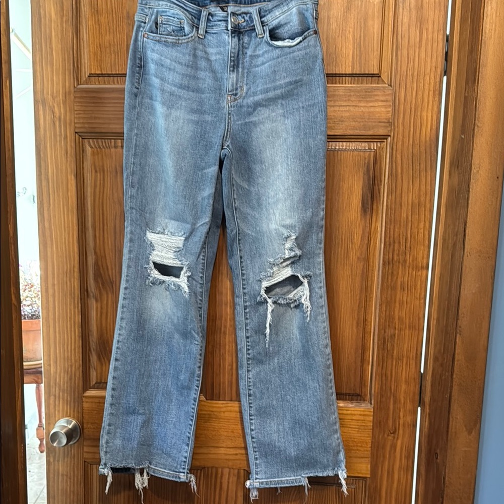 Judy Blue Distressed Blue Jeans size 11/30